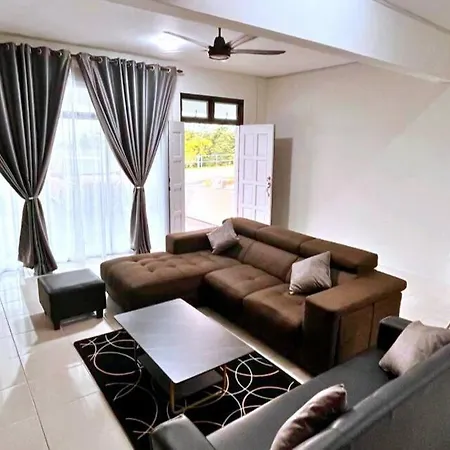 Suria Villa @ 5 Mins A'Famosa Resort Alor Gajah Exterior photo